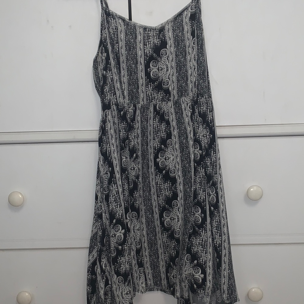 spaghetti strap patterned dress